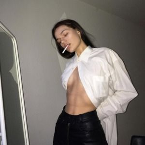 Meet your Posher, Isabella